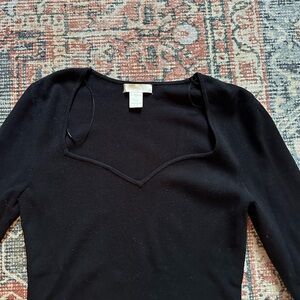 Black Long Sleeve sweetheart knit top